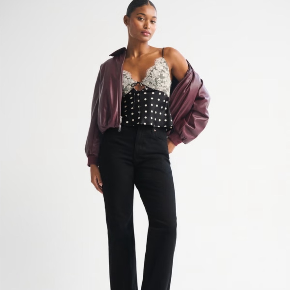 Abercrombie Curve Love High Rise 90s Relaxed Jean black